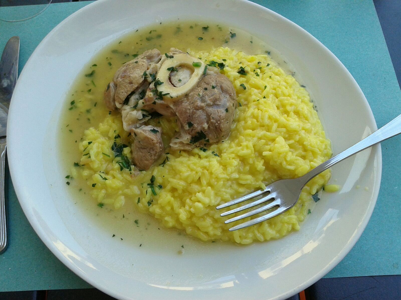 Ossobuco med saffransrisotto, risotto alla milanese